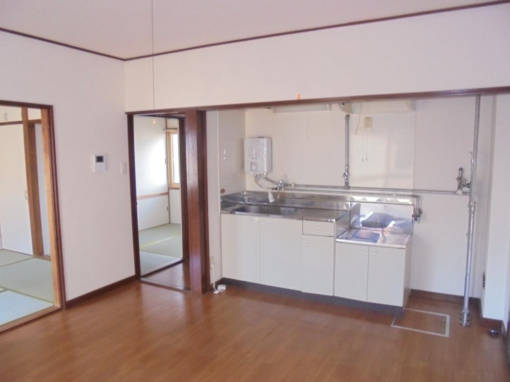 丘の上ハイツ　帯広市西16条南6丁目 内観