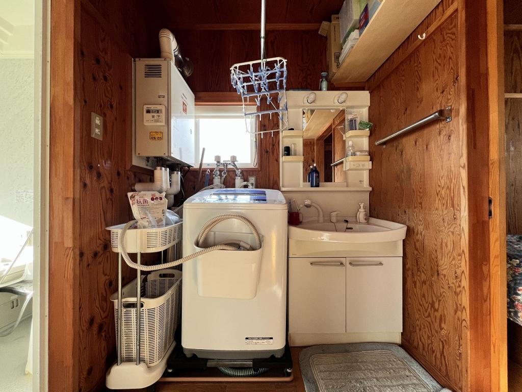 帯広市以平町西3線　中古戸建 内観