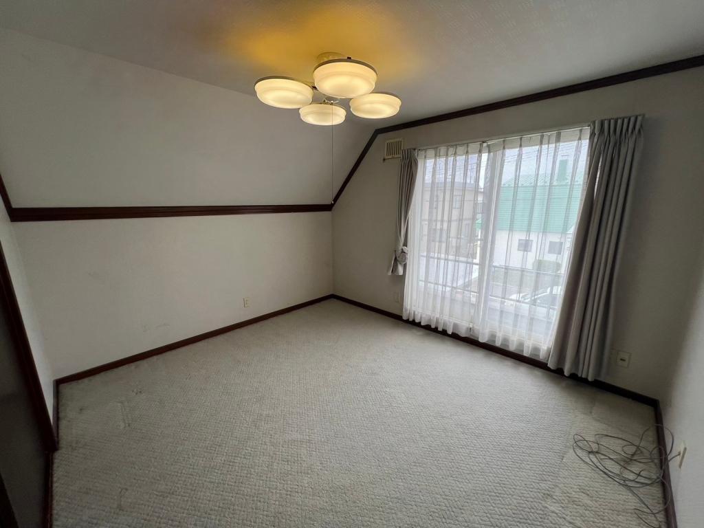 ダイイチ近く♪ 南向き♪　芽室町東6-8＿中古住宅 内観