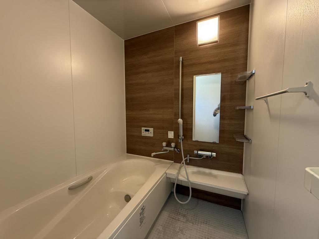 ＼リノベに最適／中古住宅７５０万 内観