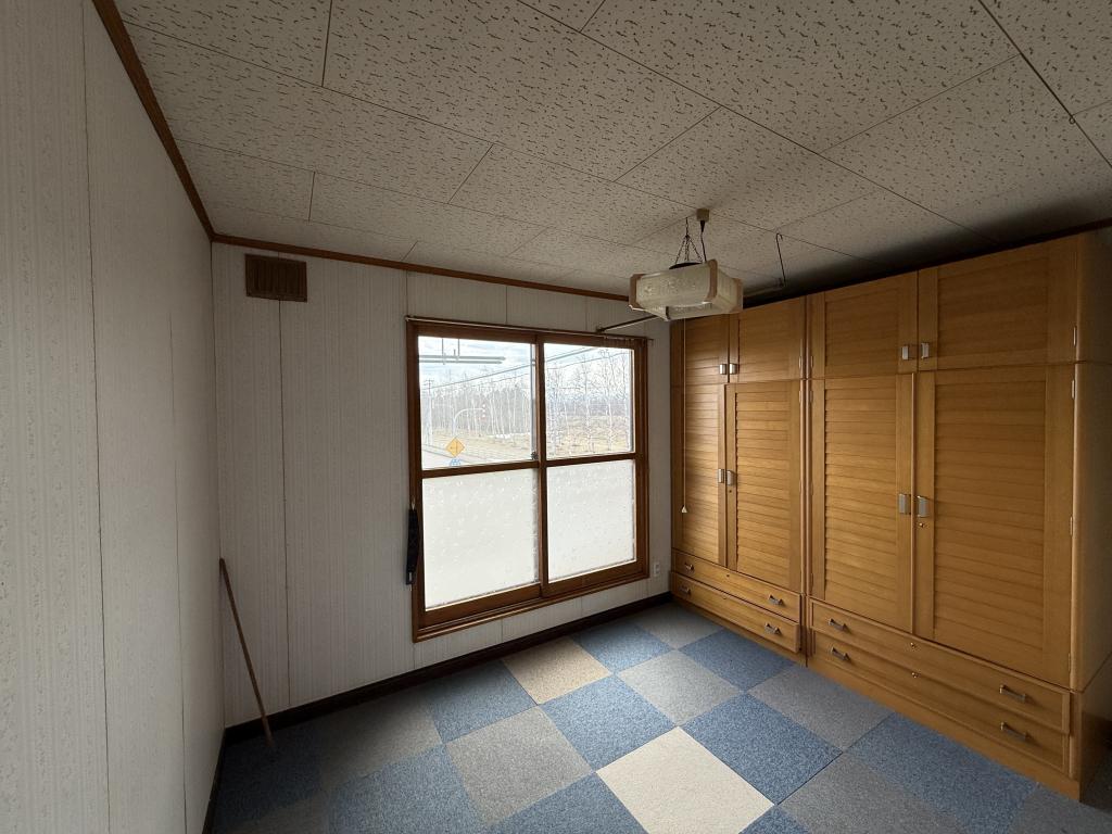 ＼リノベに最適／中古住宅６００万 内観