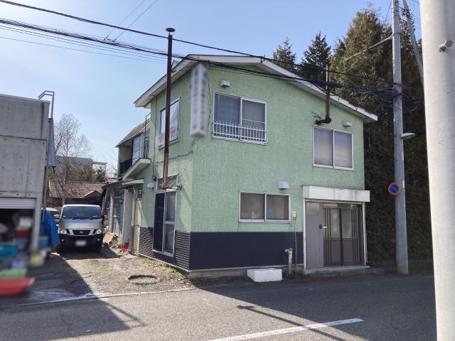 東５条南５丁目【電信通り至近！敷地広々約１００坪！】 内観