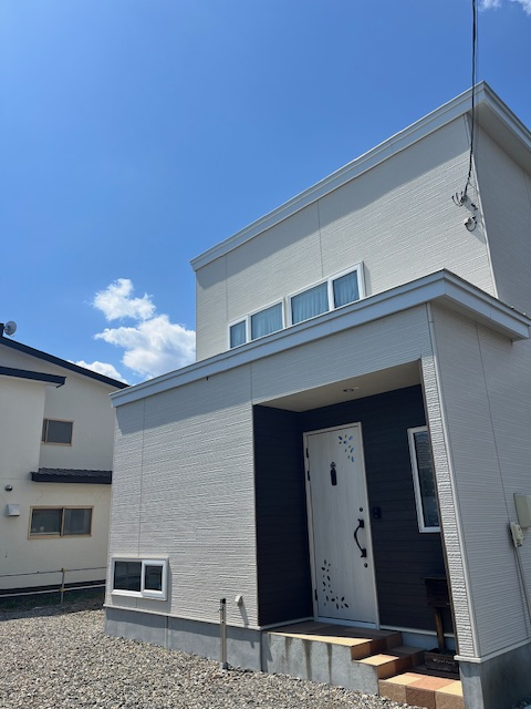 帯広市西8条南40丁目　中古住宅 外観