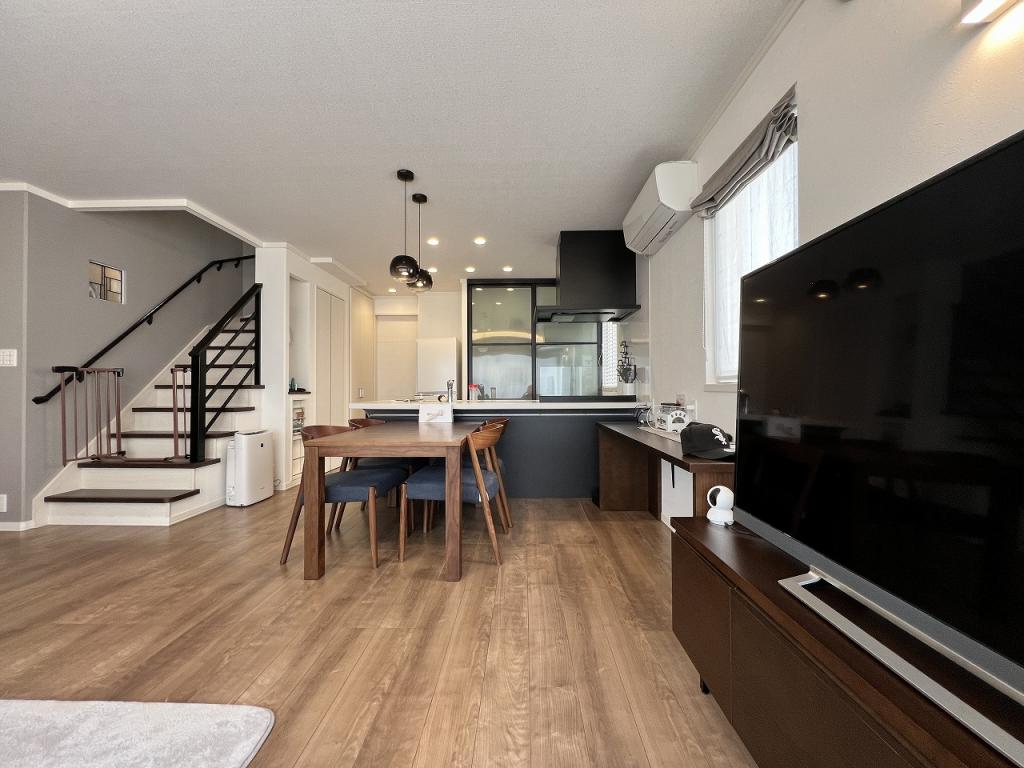 音更町柏寿台　築浅中古戸建 内観