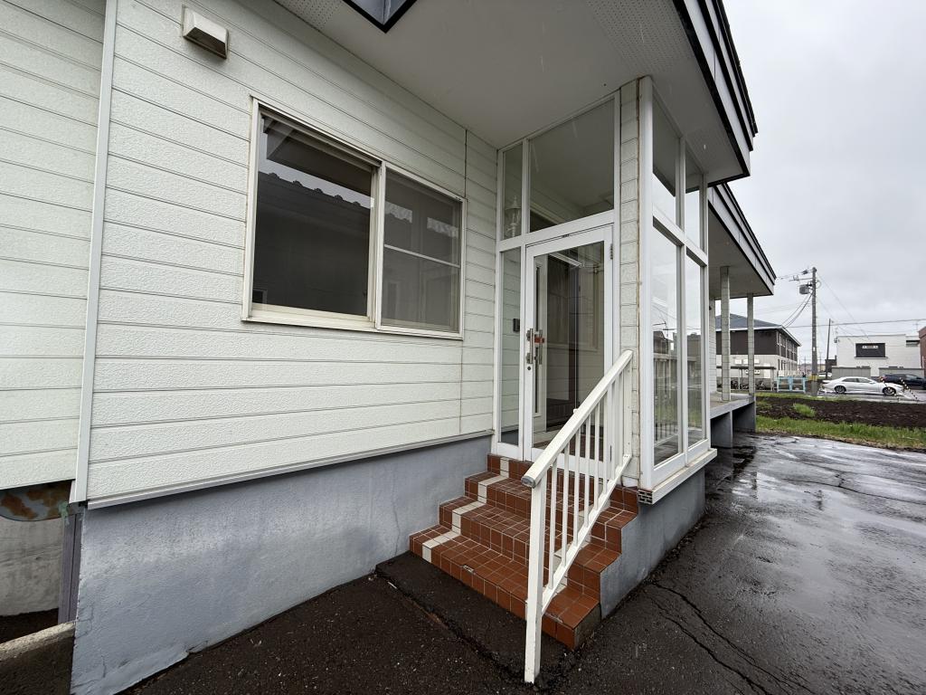 【6/22価格変更】帯広市西9条南39丁目　中古住宅 内観