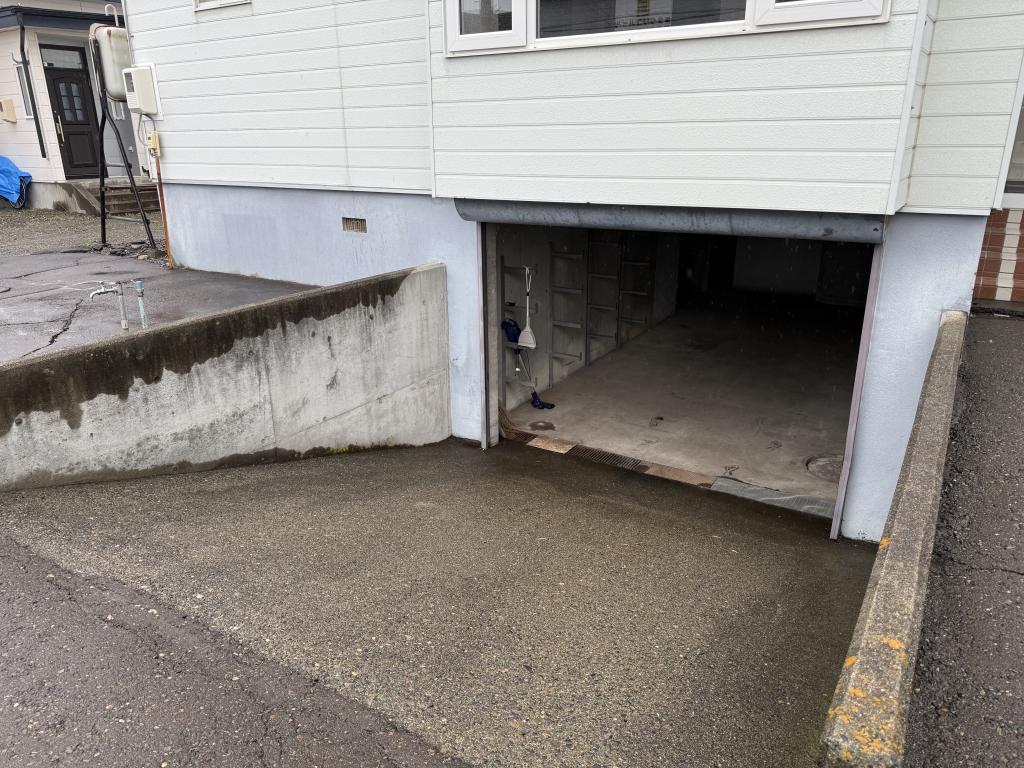 【6/22価格変更】帯広市西9条南39丁目　中古住宅 内観