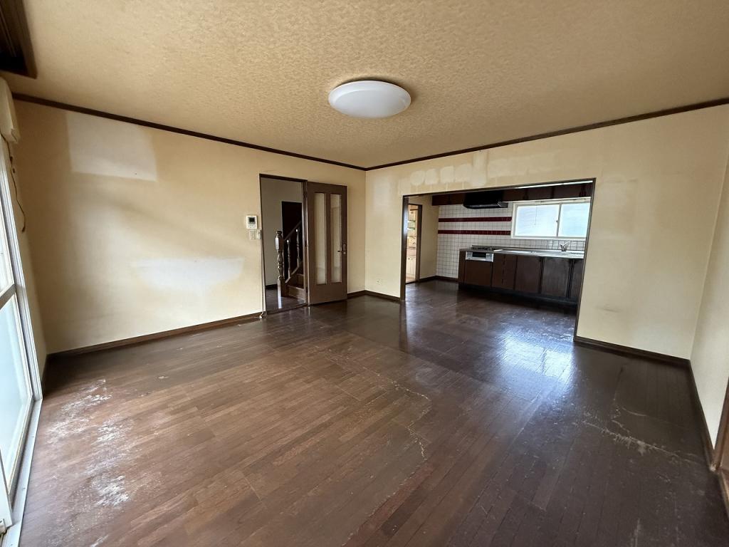 【6/22価格変更】帯広市西9条南39丁目　中古住宅 内観