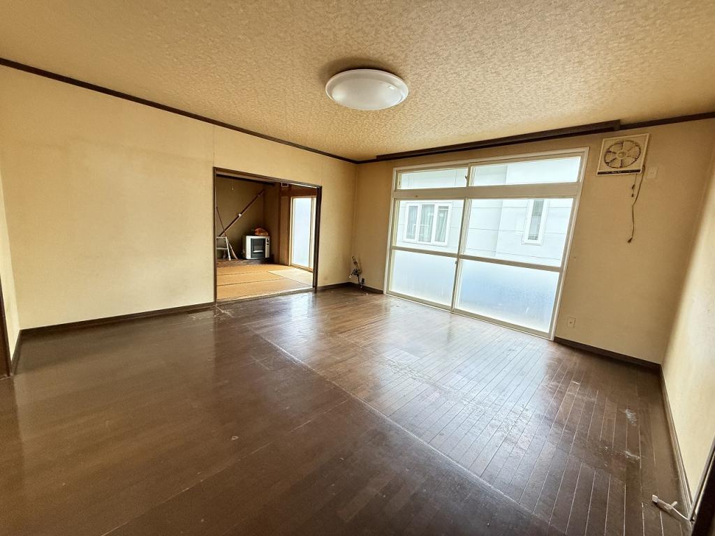 【6/22価格変更】帯広市西9条南39丁目　中古住宅 内観