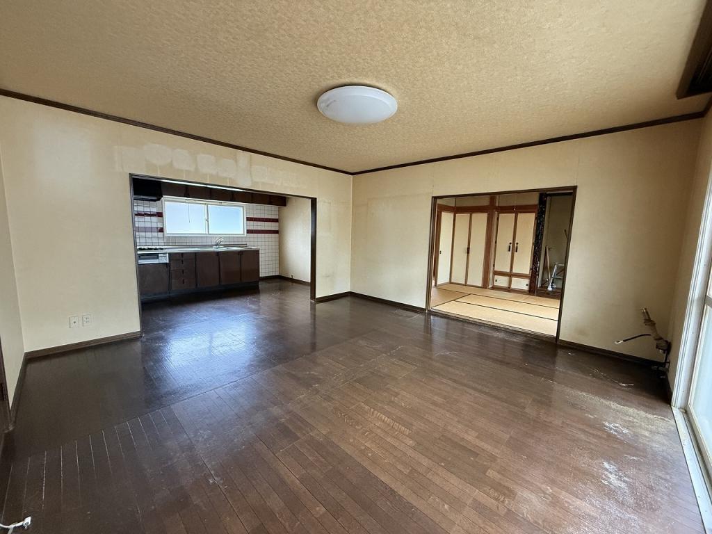 【6/22価格変更】帯広市西9条南39丁目　中古住宅 内観