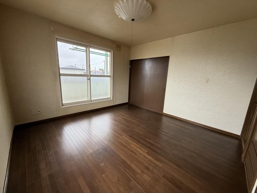 【6/22価格変更】帯広市西9条南39丁目　中古住宅 内観