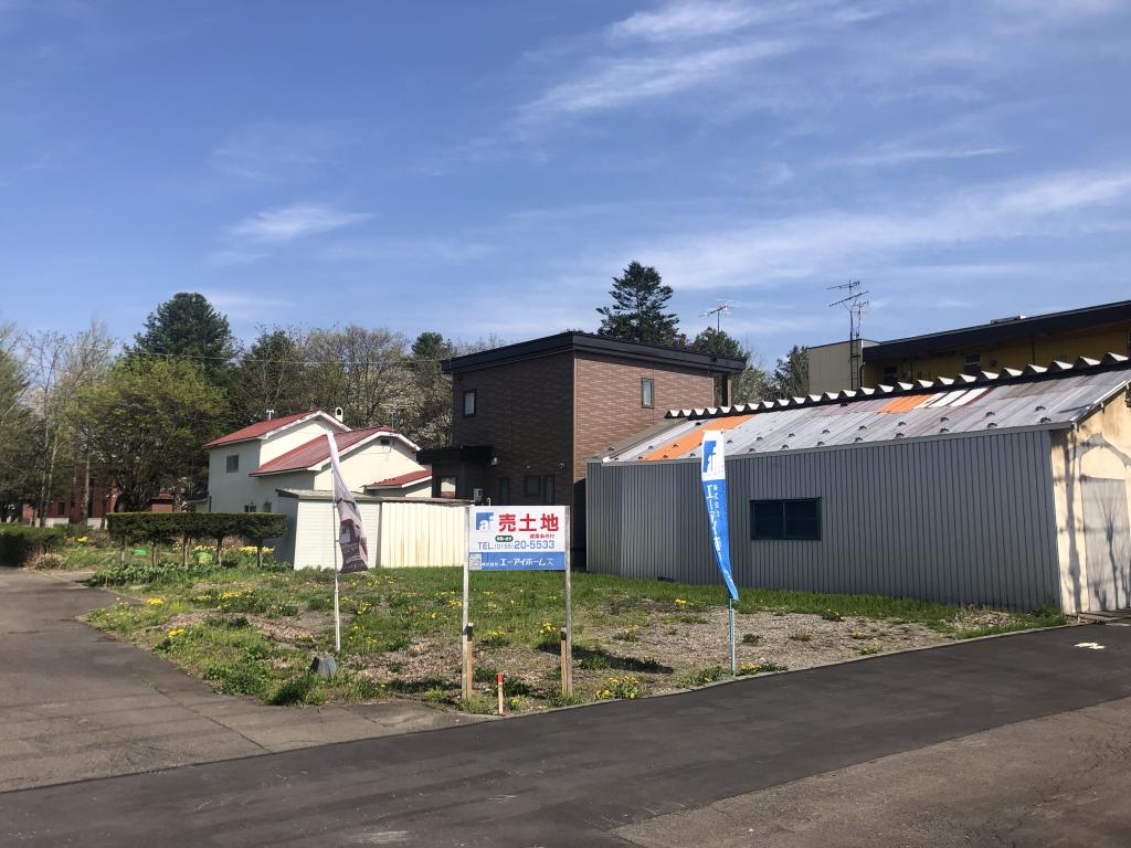 【売土地】東6条南7丁目2番5　売土地　北西角地