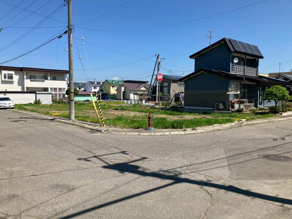 札内西町　南西角地　76.5坪 内観