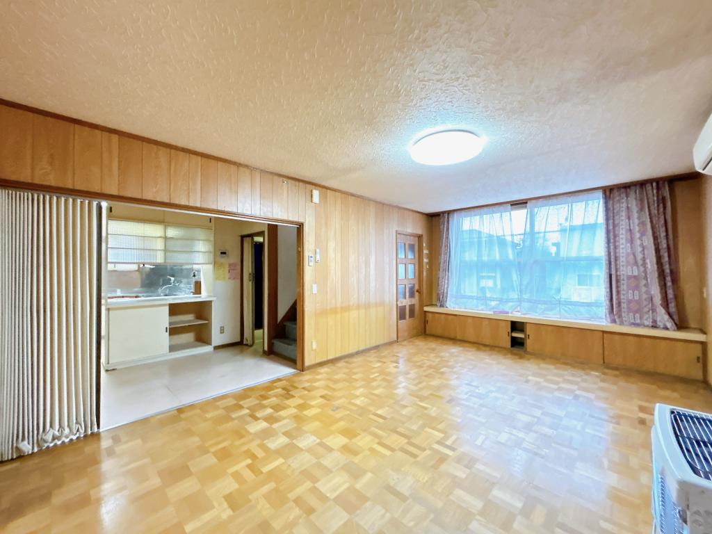 【リフォーム中】帯広市西12条北8丁目 内観