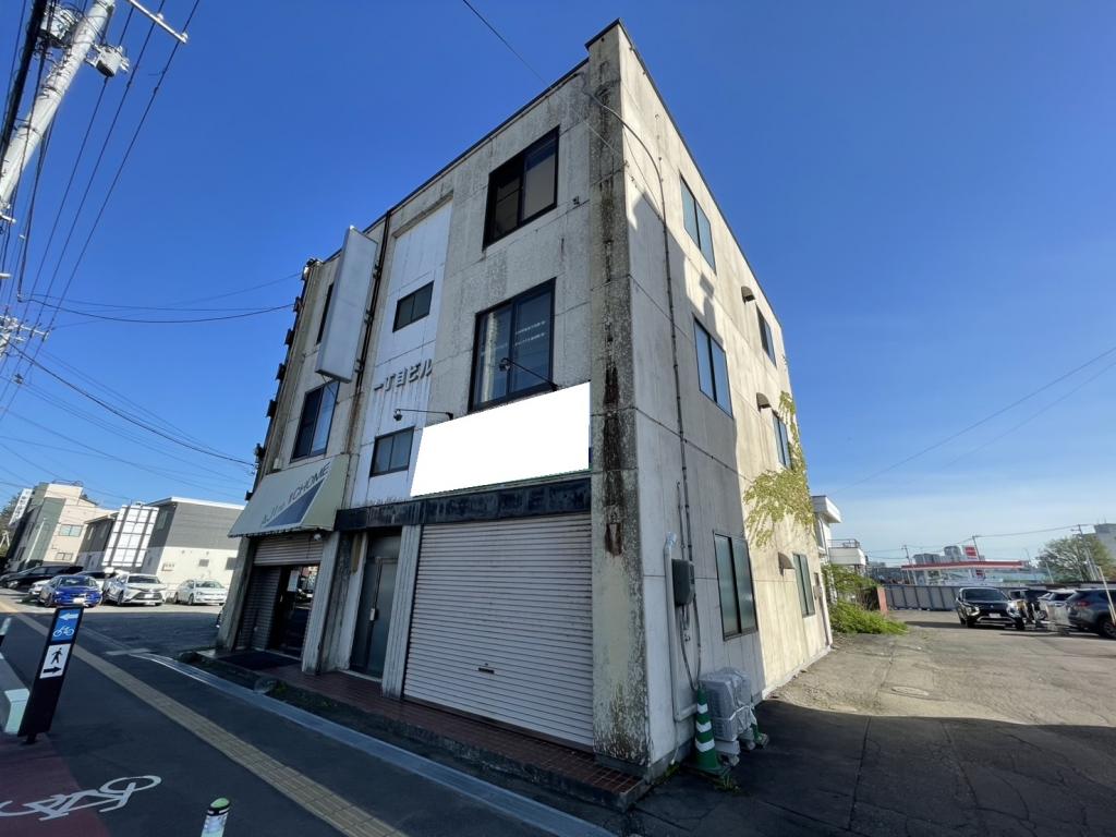 一丁目ビル 内観