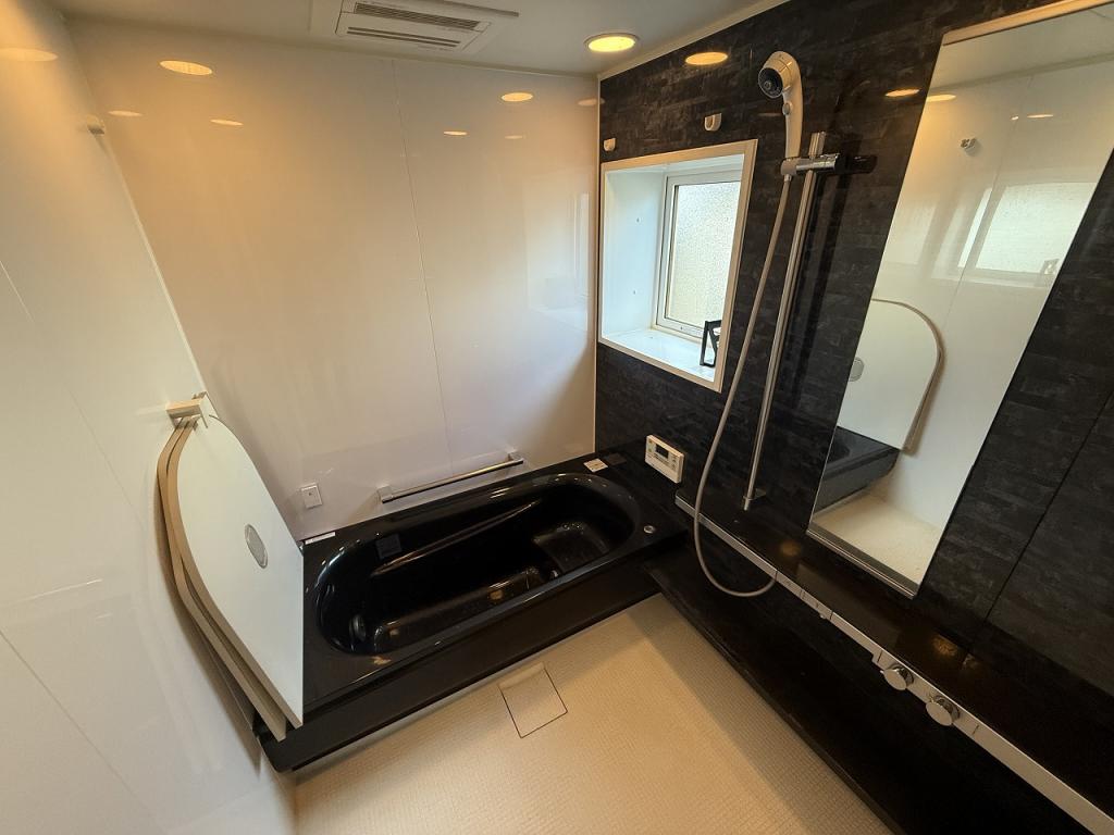 帯広市西１６条南４丁目20番7号　二世帯住宅 内観