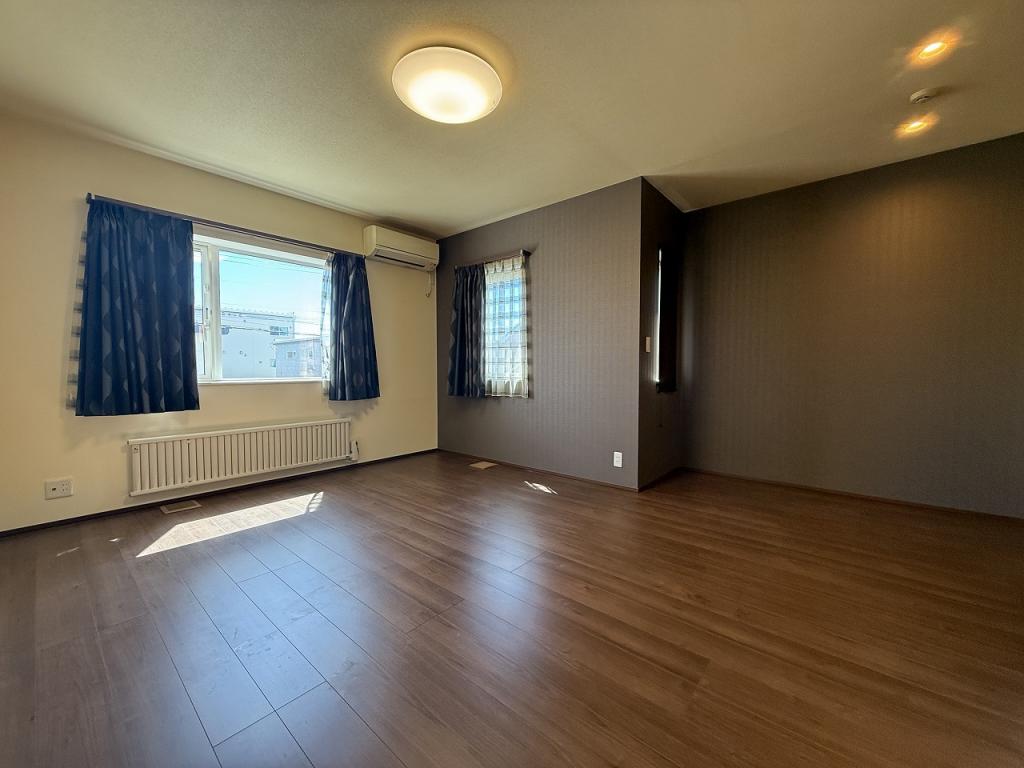 帯広市西１６条南４丁目20番7号　二世帯住宅 内観