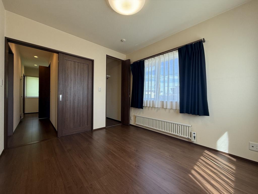 帯広市西１６条南４丁目20番7号　二世帯住宅 内観