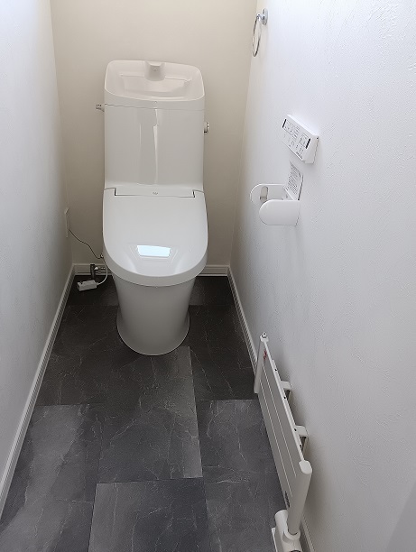 リビング吹抜けで開放的！西２４南２           周辺