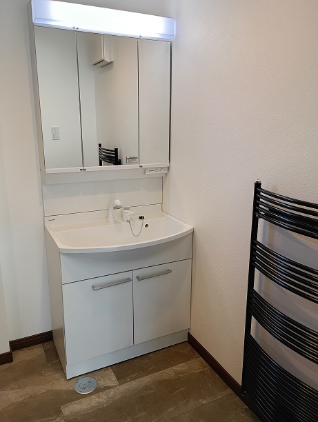 ベランダのある住宅！【商談中】     内観