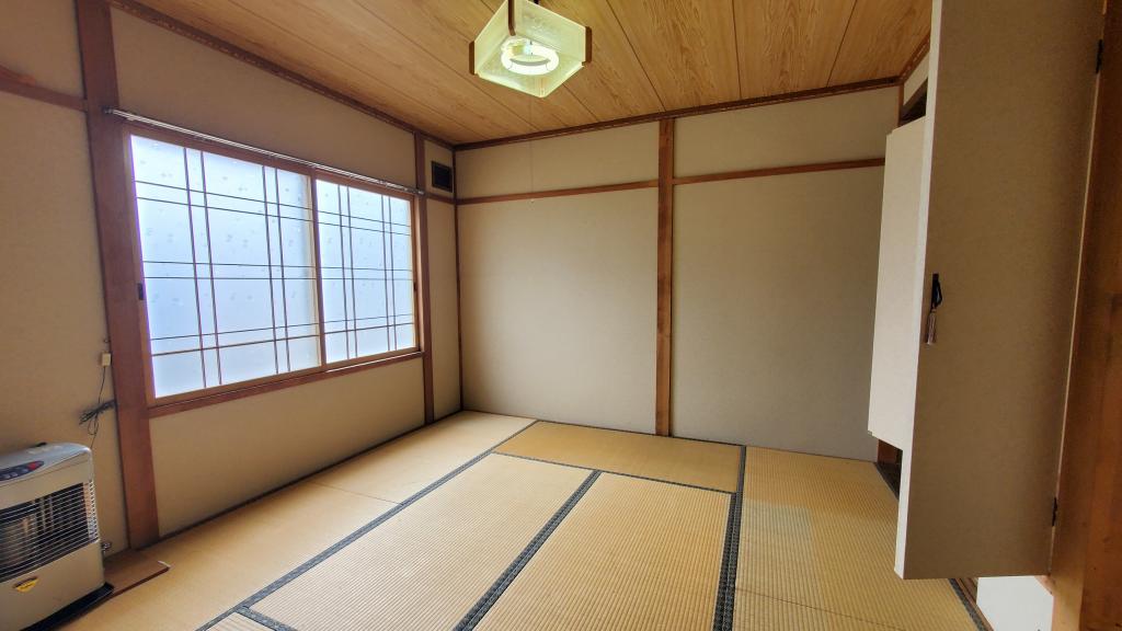 価格変更しました！芽室町東3条5丁目　売家　※29坪のリフォーム向け平屋 -  内観