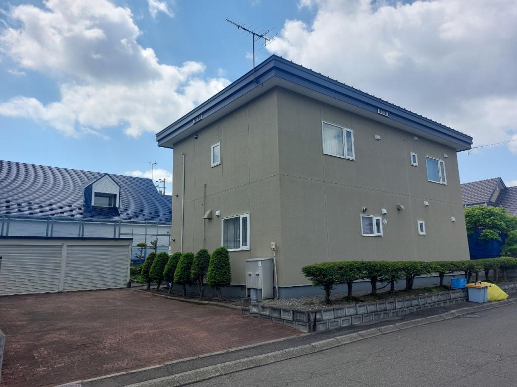 二世帯向き住宅　帯広市西２３条南４丁目 外観