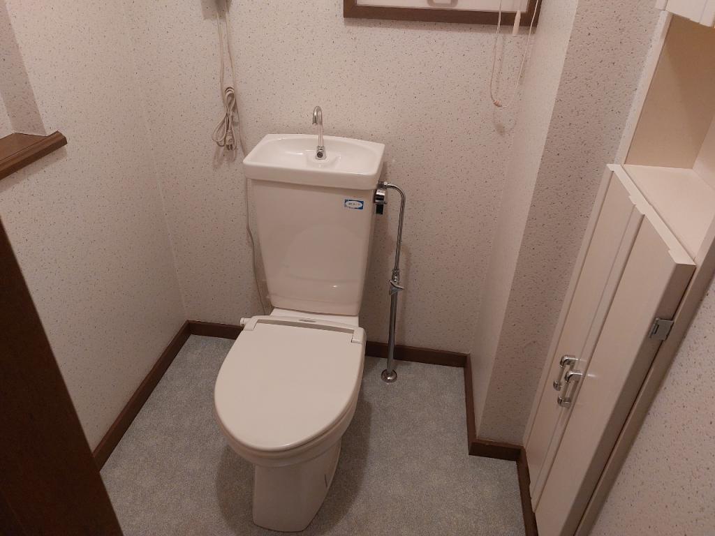 二世帯向き住宅　帯広市西２３条南４丁目 内観