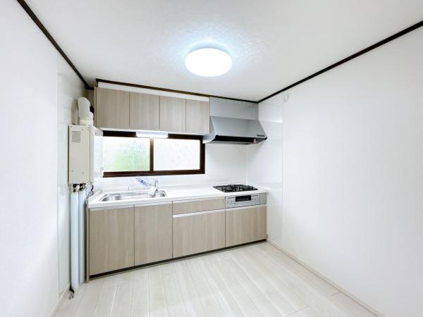 【リフォーム済み・静かな住宅街の平家】帯広市西14条南40丁目 内観
