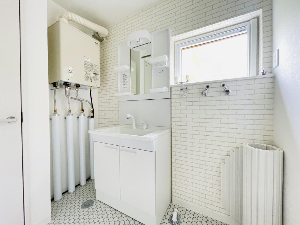 【価格改定】フルリフォーム済！丸山通北2丁目　中古住宅 内観