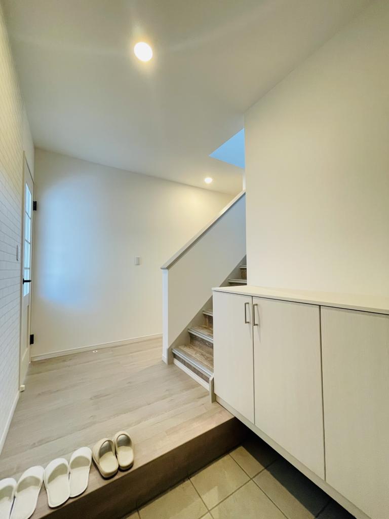 【価格改定】フルリフォーム済！丸山通北2丁目　中古住宅 内観