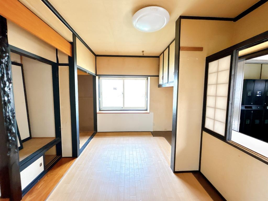 【森の里小学校まで750ｍ】西23条南３丁目13-25 内観