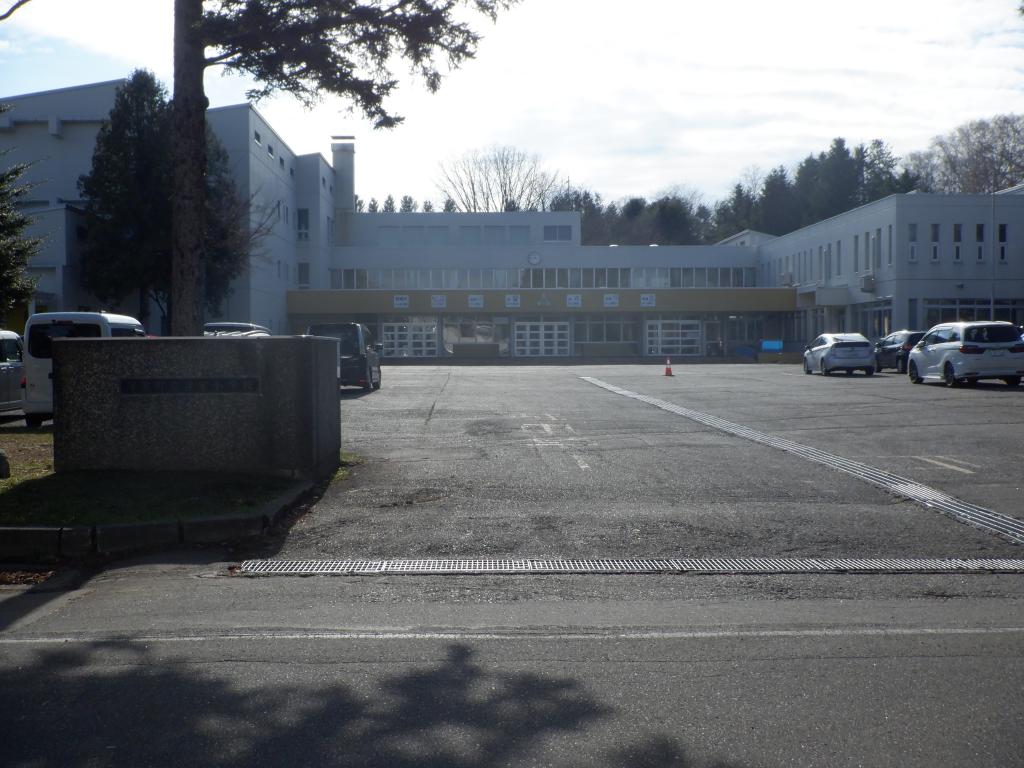 【駐車や車の出入りがしやすい三方道路】 106.36坪 周辺