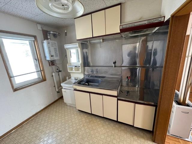 一棟収益アパート　コーポ林 内観