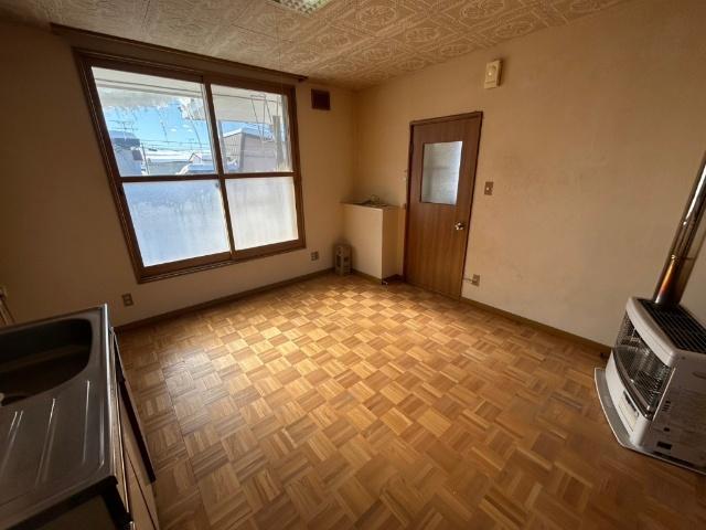 一棟収益アパート　コーポ林 内観