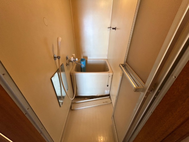 一棟収益アパート　コーポ林 内観