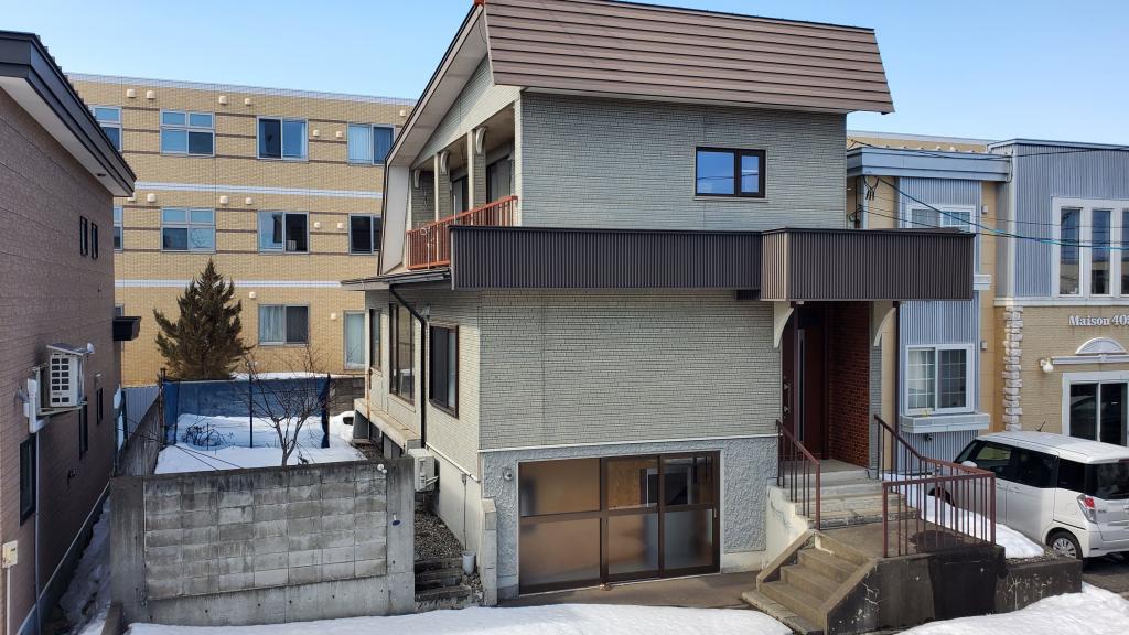 価格変更！　幕別町札内西町　売家　リフォーム向け住宅 -  内観