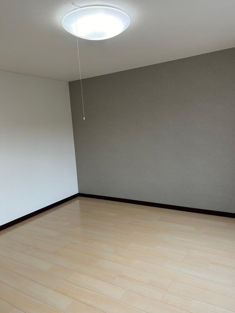 【中古住宅】　帯広市西13条北8丁目　※価格改定　リフォーム済 内観