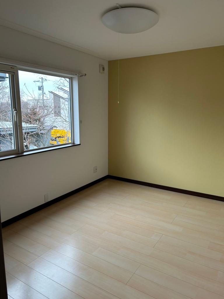 【中古住宅】　帯広市西13条北8丁目　※価格改定　リフォーム済 内観