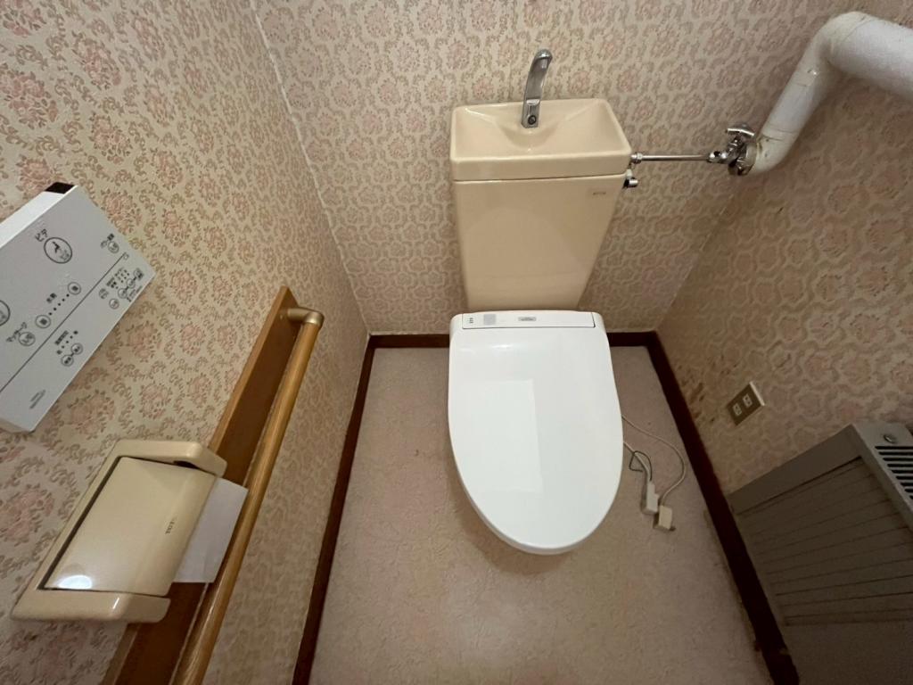 【中古住宅】　帯広市西10条南41丁目　5LDK　地下室あり 内観