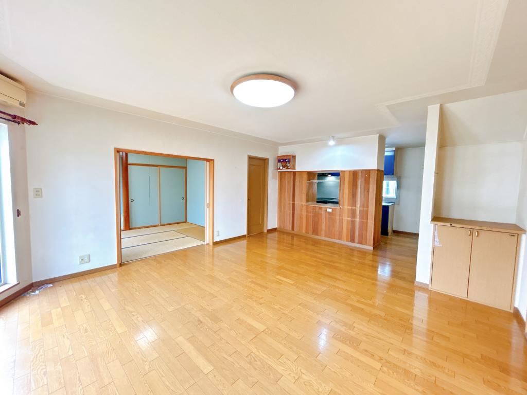 【6LDK住宅】帯広市西21条南2丁目30-4 内観
