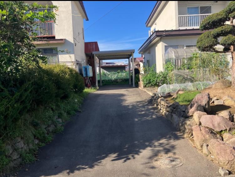 【中古住宅】　帯広市大空町6丁目　※価格改定※　南道路　土地約90坪 内観