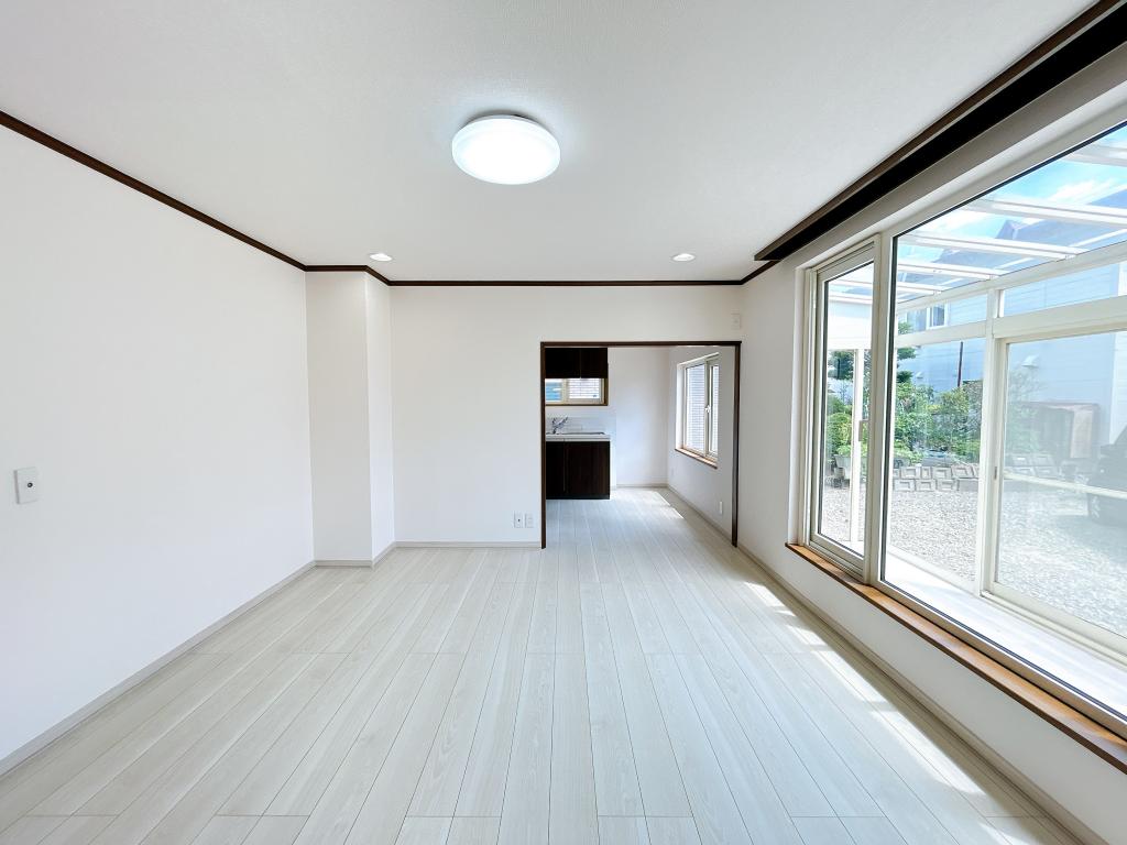 【リフォーム済】帯広市西19条南4丁目30-17 内観