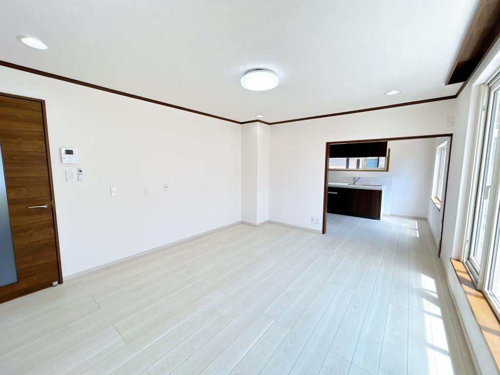 【リフォーム済】帯広市西19条南4丁目30-17 内観
