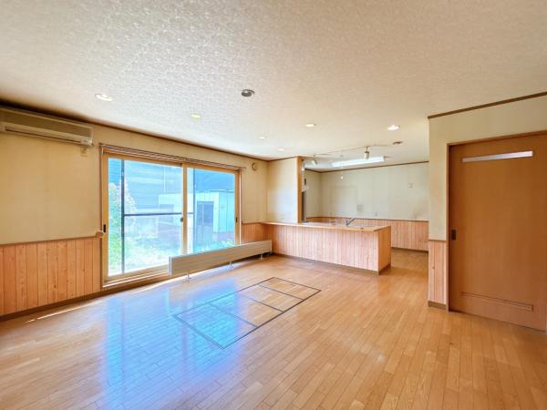 【充実の子育て環境】帯広市西十二条北７丁目　戸建て 内観