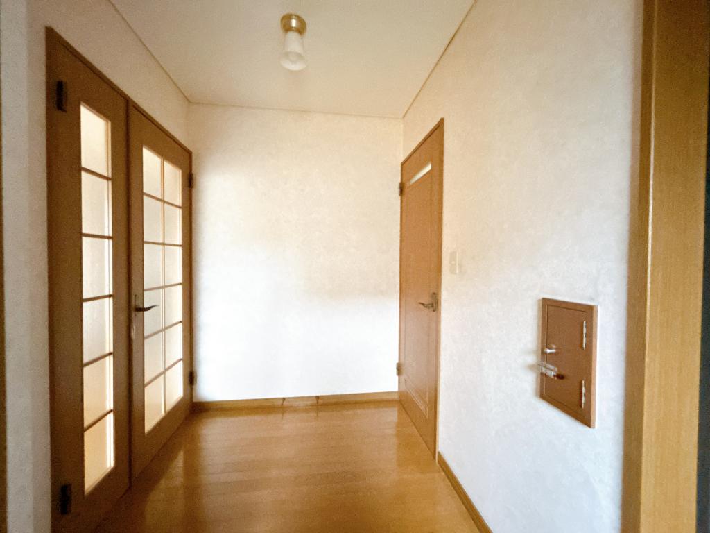 【商談中】帯広市西24条南1丁目 内観