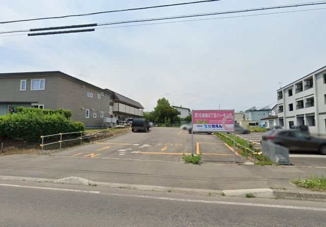 西１６条南４丁目【新オーナー様募集！１５条通沿い駐車場！】 外観