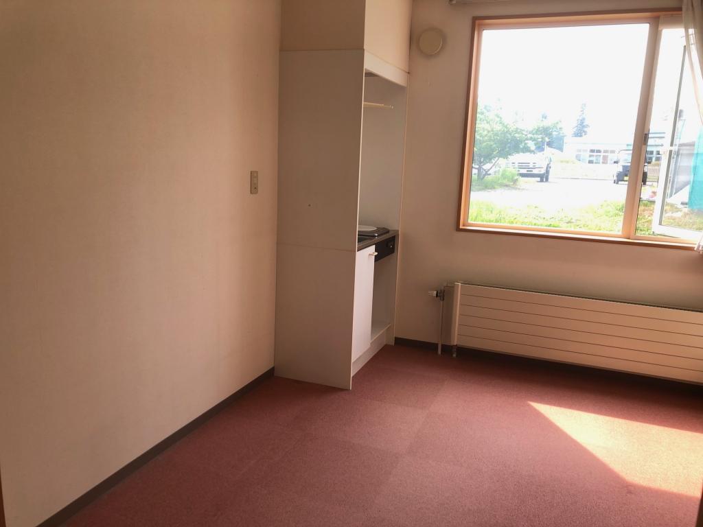 【価格改定】鹿追町新町1丁目　売店舗（土地面積 約204坪・延床面積 約84坪） 内観