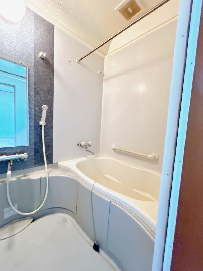 【4LDK住宅】帯広市西20条南2丁目21-4 内観