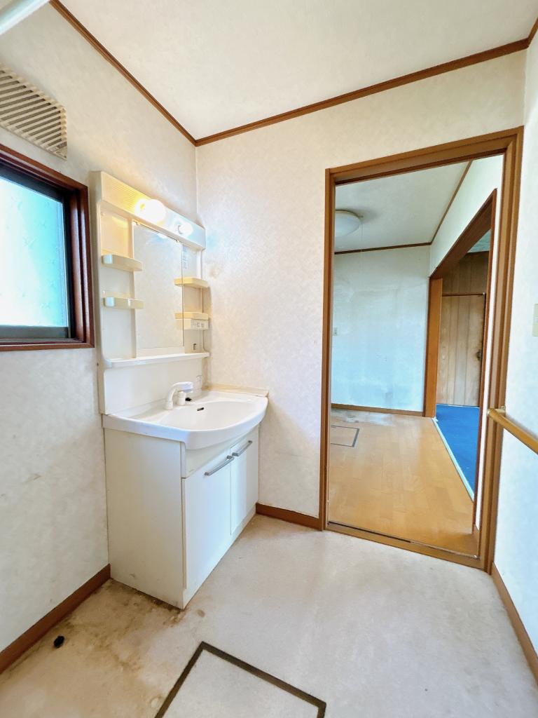 【4LDK住宅】帯広市西20条南2丁目21-4 内観