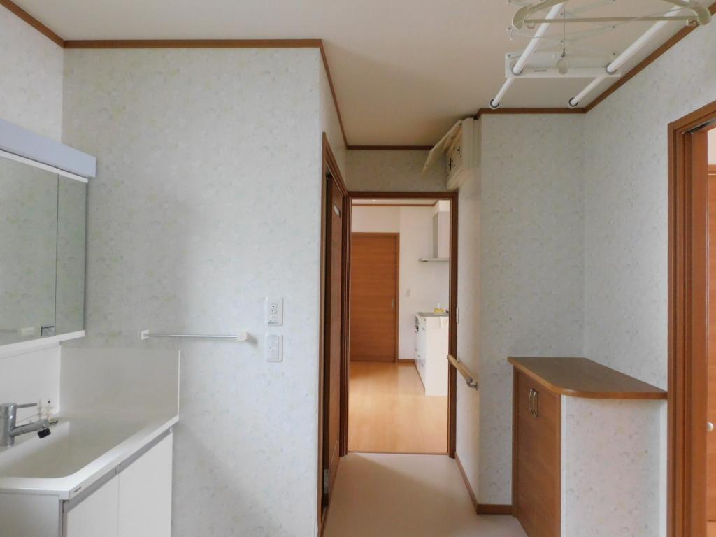 帯広市西19条南5丁目　売家（平屋）（土地面積 約97坪・延床面積 約25坪） 内観