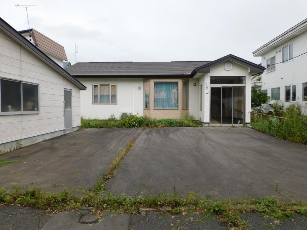 帯広市西19条南5丁目　売家（平屋）（土地面積 約97坪・延床面積 約25坪） 内観